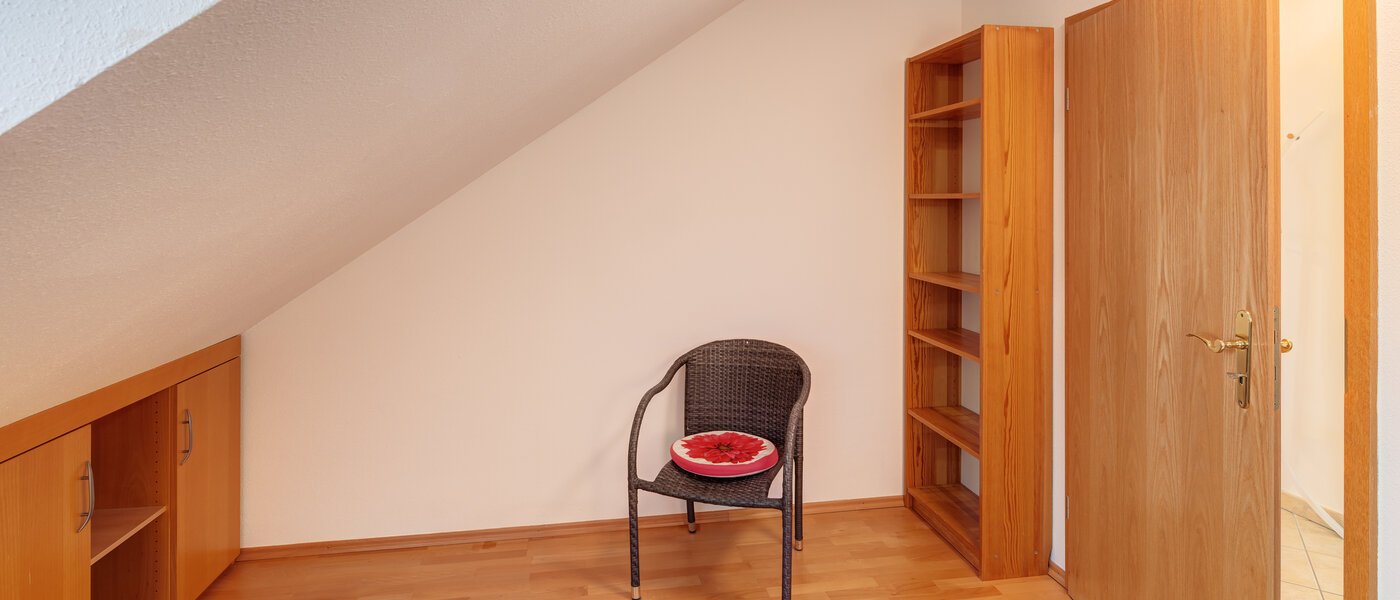 Dachgeschosswohnung München Neufahrn b. Freising 03 Arbeitszimmer 14673