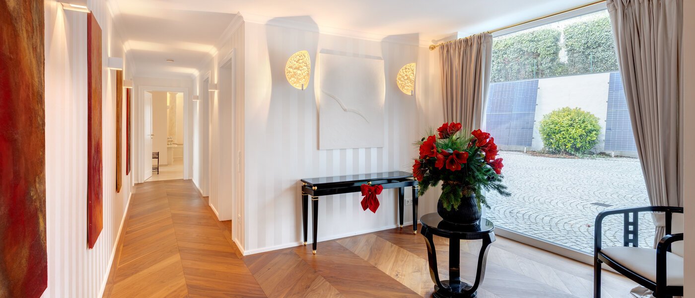 Villa Starnberg 01 Flur/Gang 14680