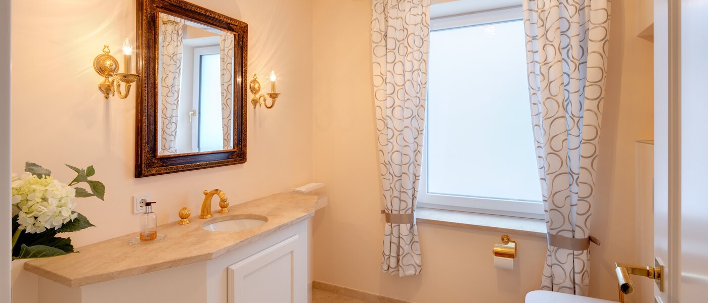 Villa Starnberg 01 Gäste-WC 14680