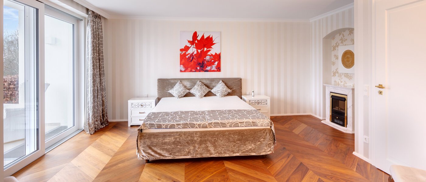 Villa Starnberg 02 Schlafzimmer 14680