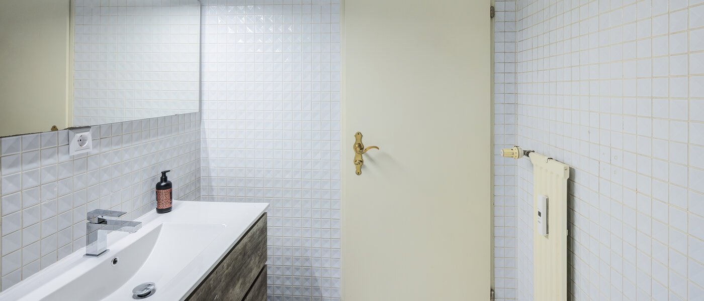 Wohnung München Solln 02 Badezimmer 14682