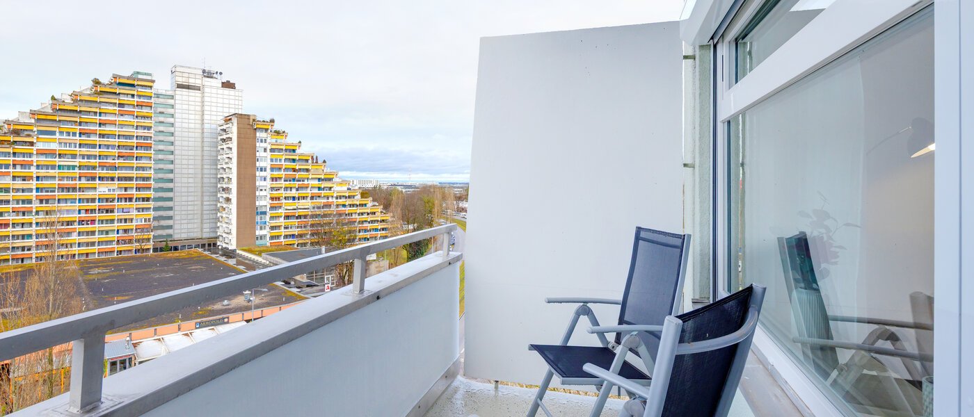 Apartment München Oberföhring 01 Balkon 14689