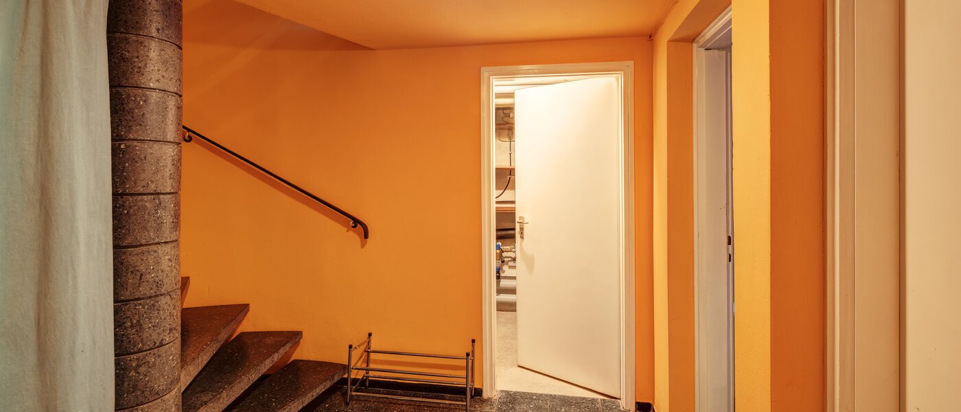 Reiheneckhaus Unterhaching 05 Flur/Gang 14690