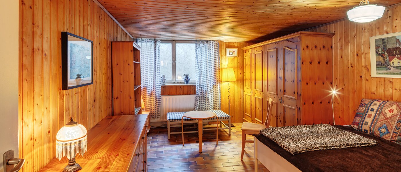 Reiheneckhaus Unterhaching 01 Hobbyraum 14690