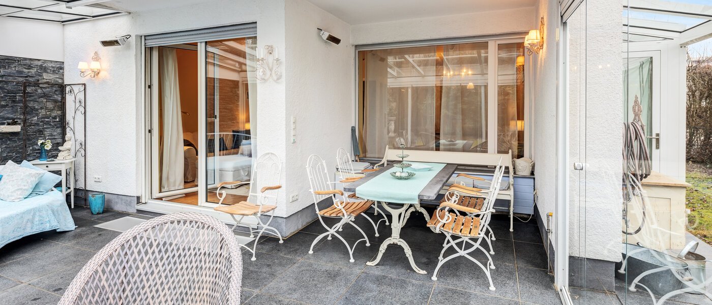 Reiheneckhaus Unterhaching 02 Wintergarten 14690