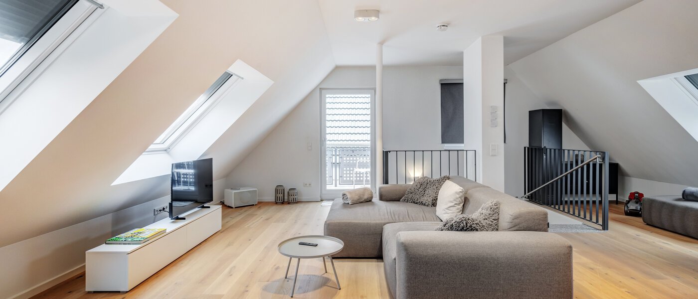 Dachgeschosswohnung München Allach 01 Wohnbereich 14692