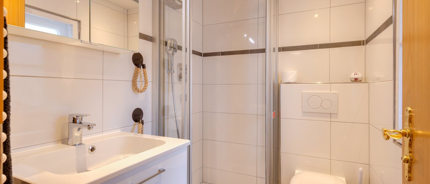 Wohnung Kochel am See 01 Badezimmer 14704