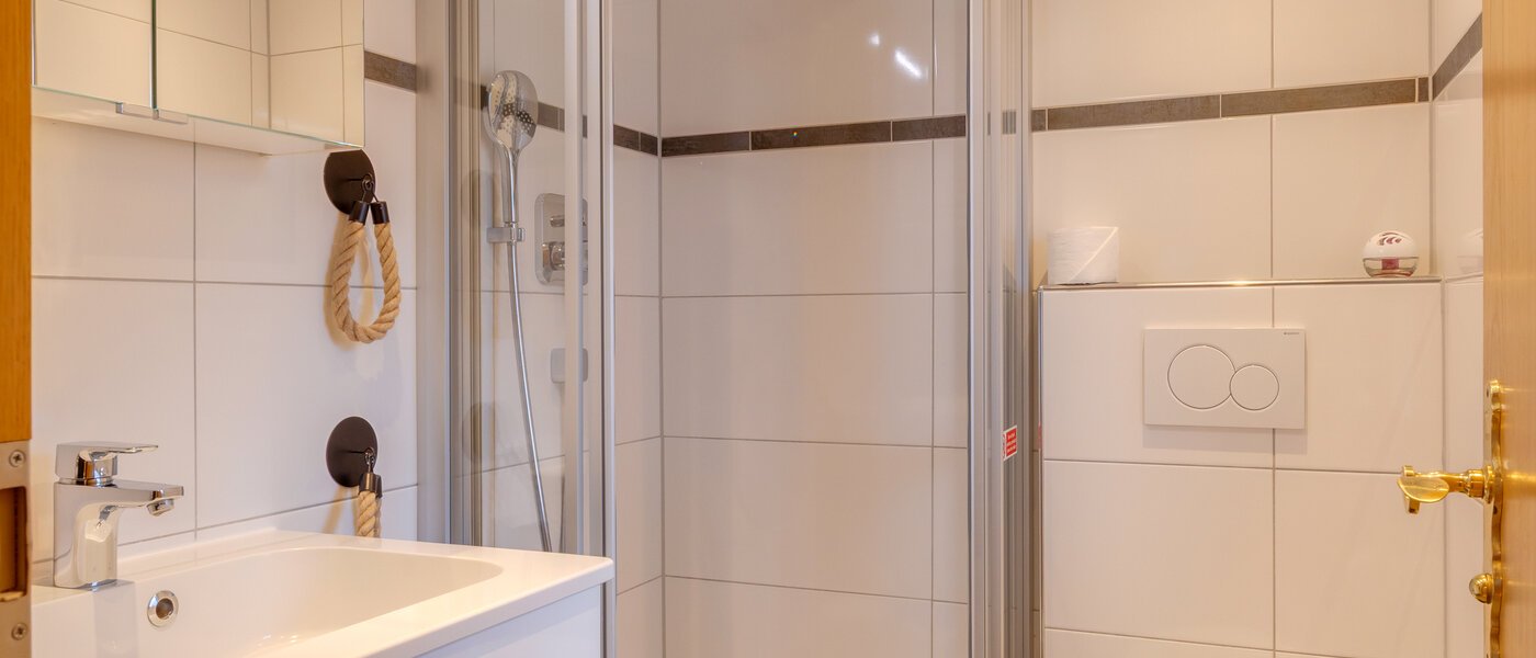 Wohnung Kochel am See 02 Badezimmer 14704