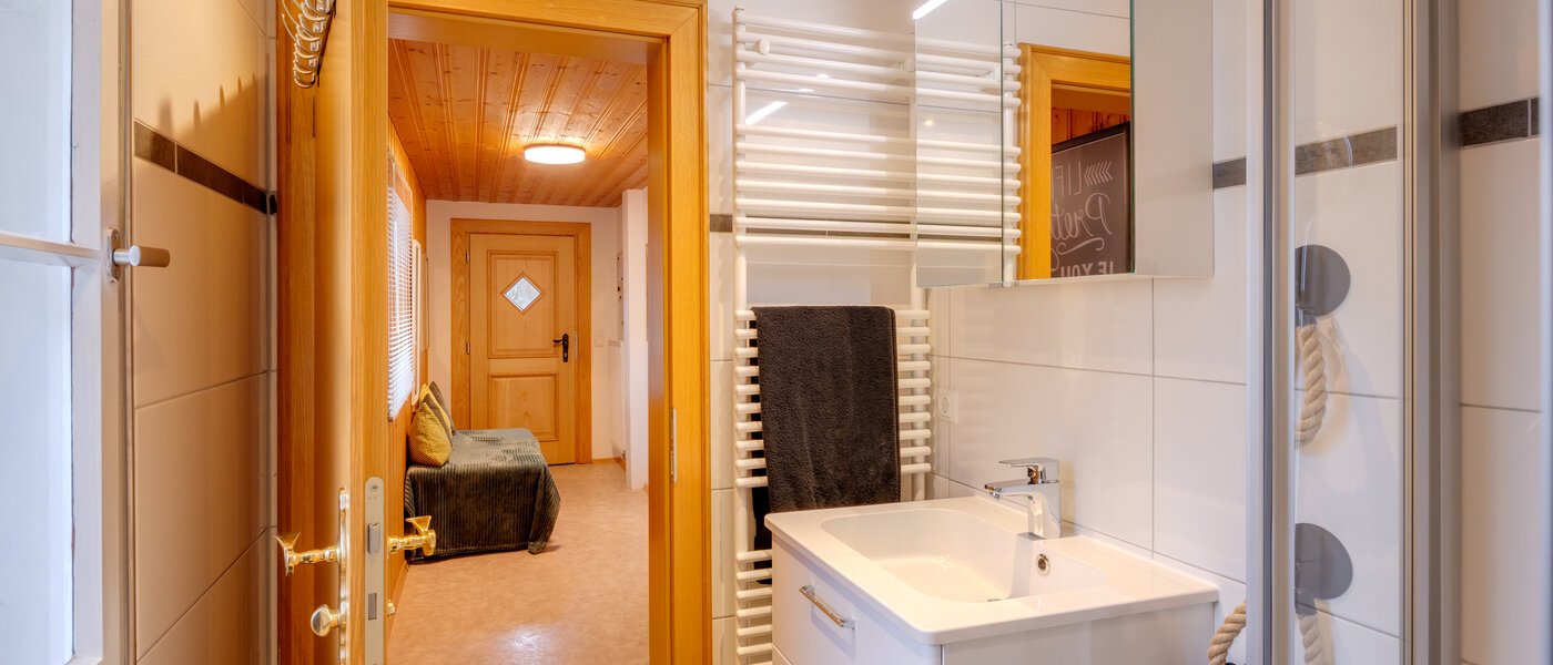 Wohnung Kochel am See 03 Badezimmer 14704