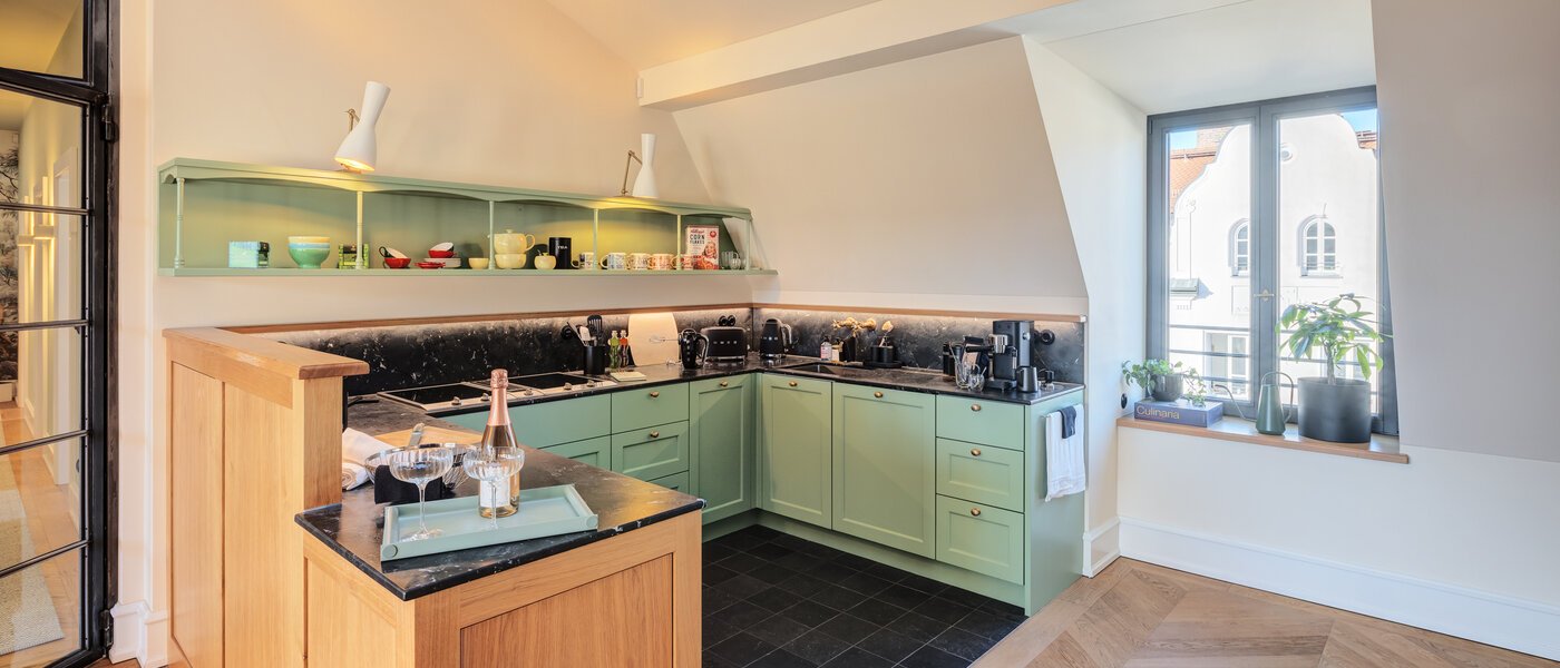 Dachgeschosswohnung München Neuhausen 03 Küche 14709