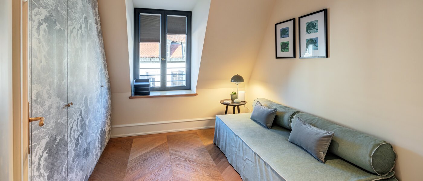 Dachgeschosswohnung München Neuhausen 01 Gästezimmer 14709