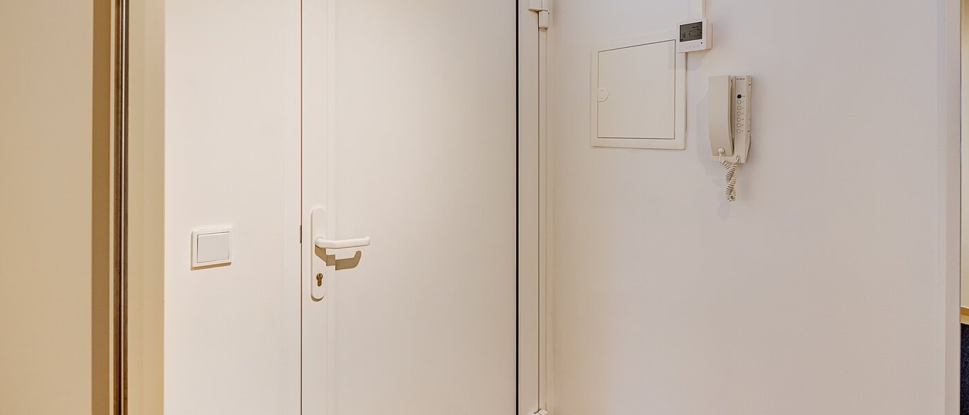 Wohnung München Schwabing (links der Leopoldstraße) 03 Flur/Gang 14718