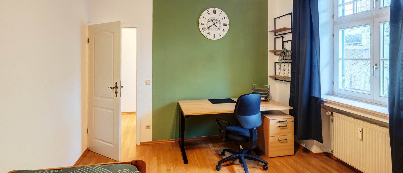 Wohnung München Moosach 03 2. Schlafzimmer	 14720