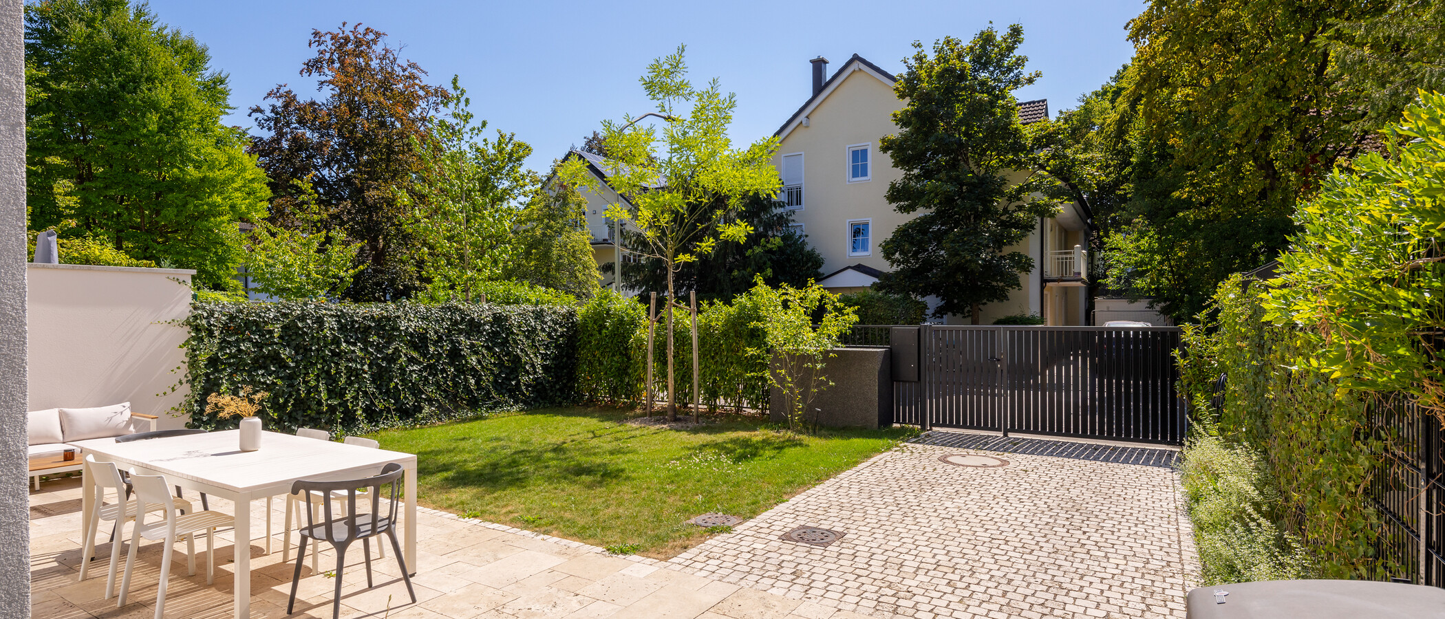 Doppelhaushälfte München Pasing 02 Garten 14721