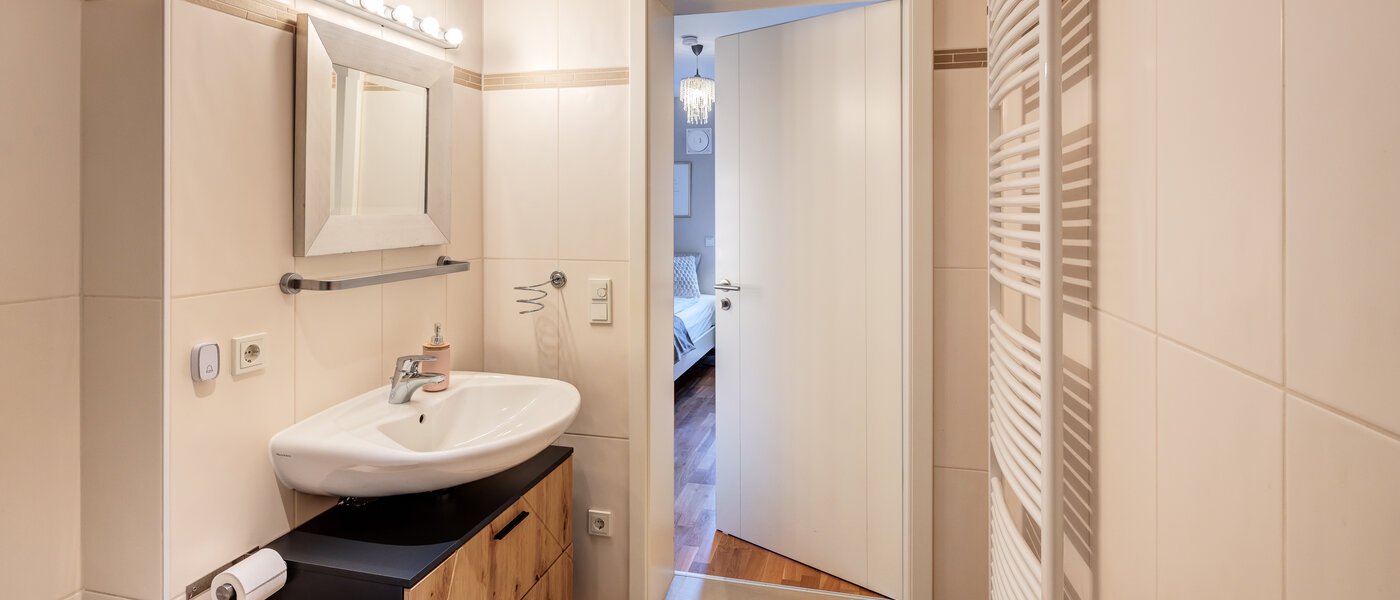 Reiheneckhaus München Untermenzing 02 2. Badezimmer 14723