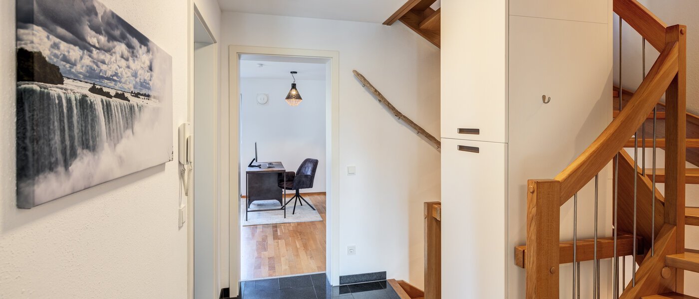 Reiheneckhaus München Untermenzing 03 Flur/Gang 14723