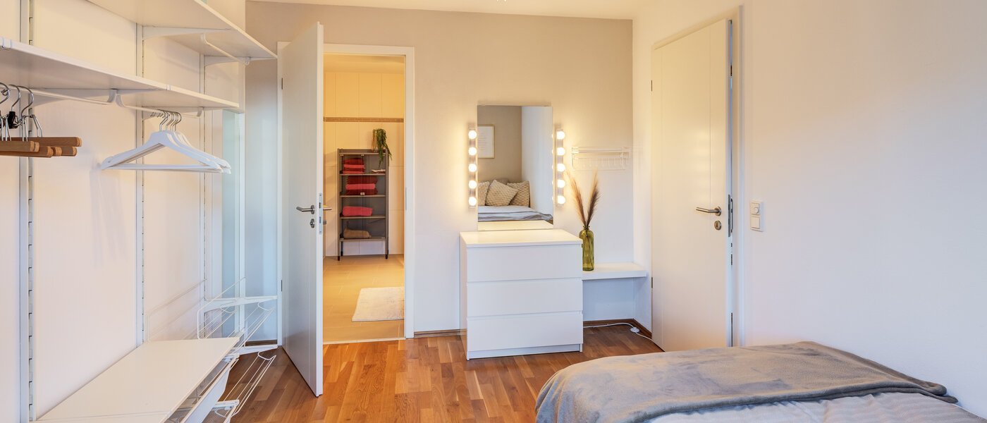 Reiheneckhaus München Untermenzing 02 2. Schlafzimmer	 14723