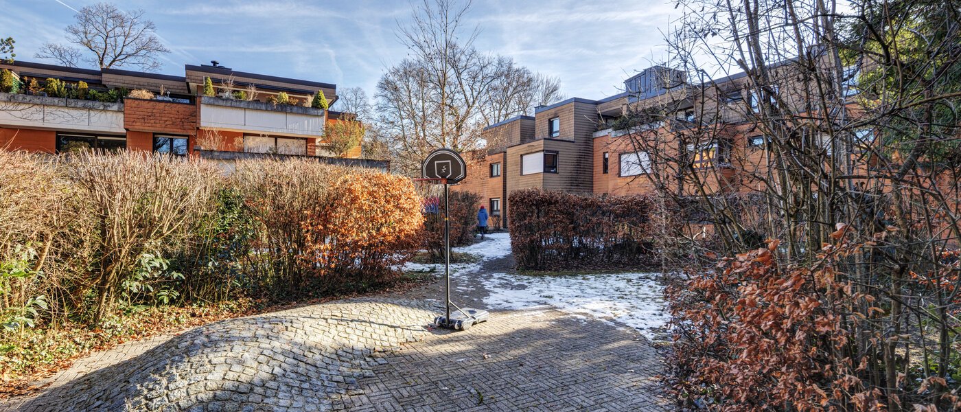 Gartenwohnung München Solln 01 Innenhof 14725