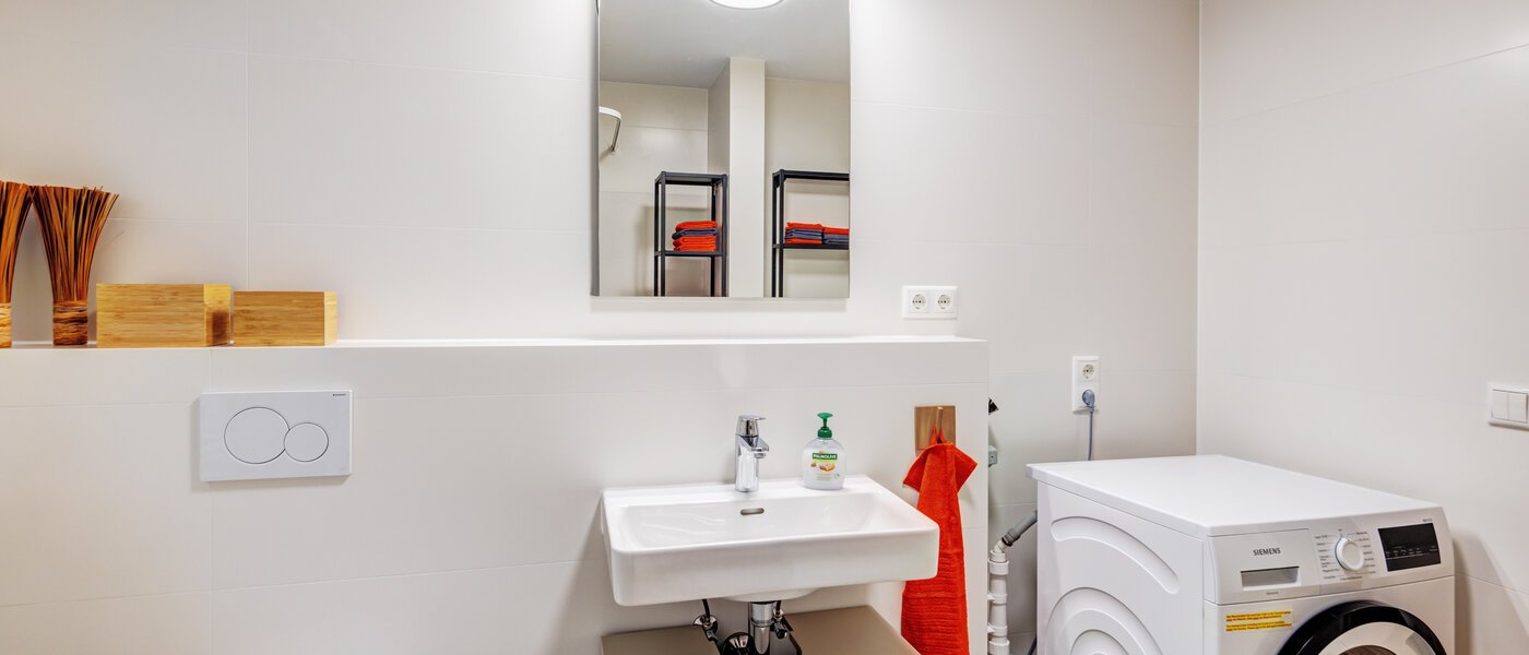 Wohnung München Trudering 01 2. Badezimmer 14735