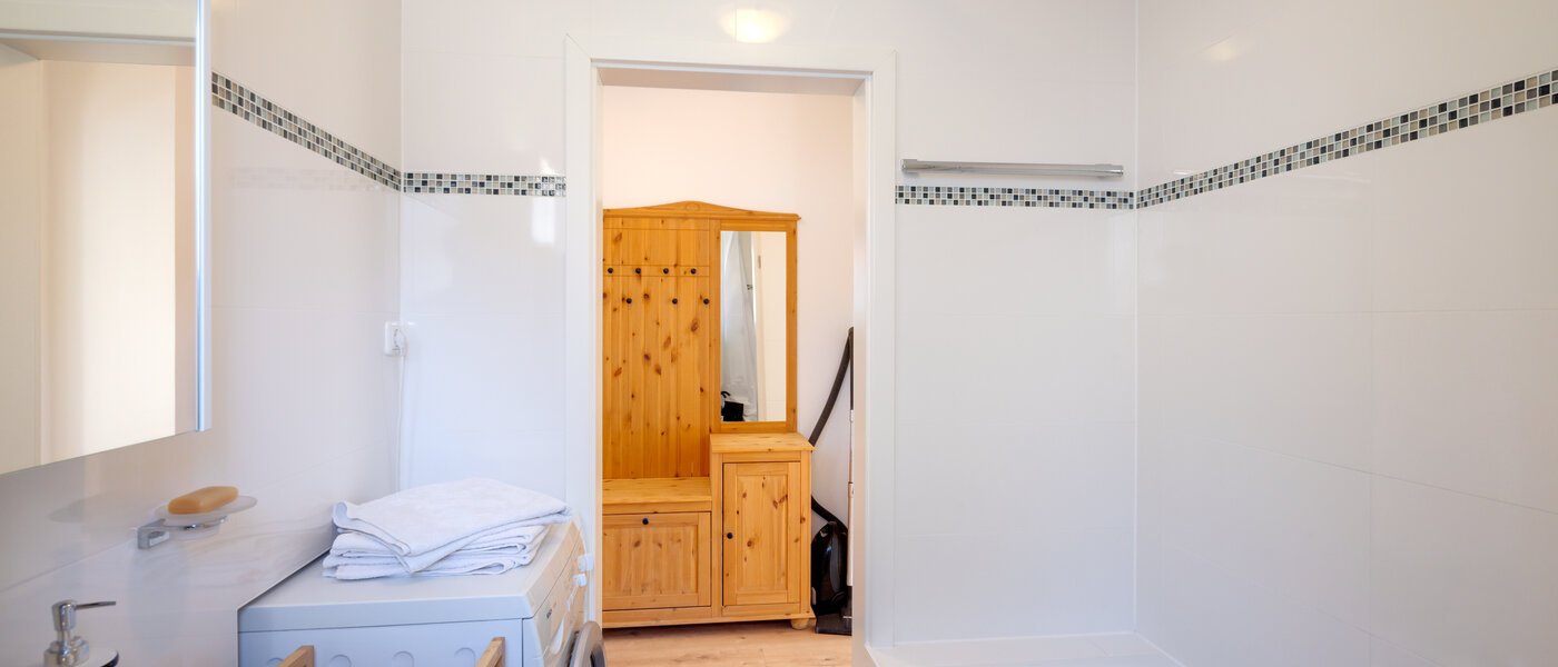 Wohnung Gröbenzell 02 Badezimmer 14745