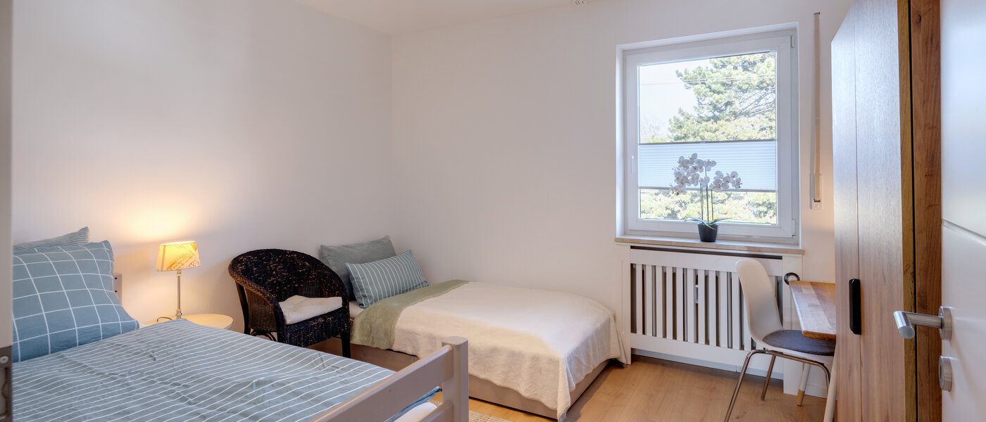 Wohnung Gröbenzell 02 2. Schlafzimmer	 14745