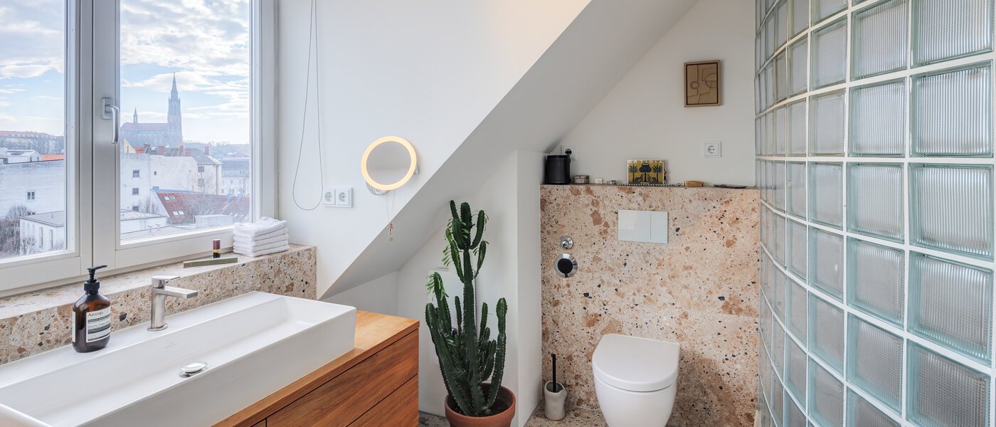 Dachterrassenwohnung München Haidhausen 03 Badezimmer 14748