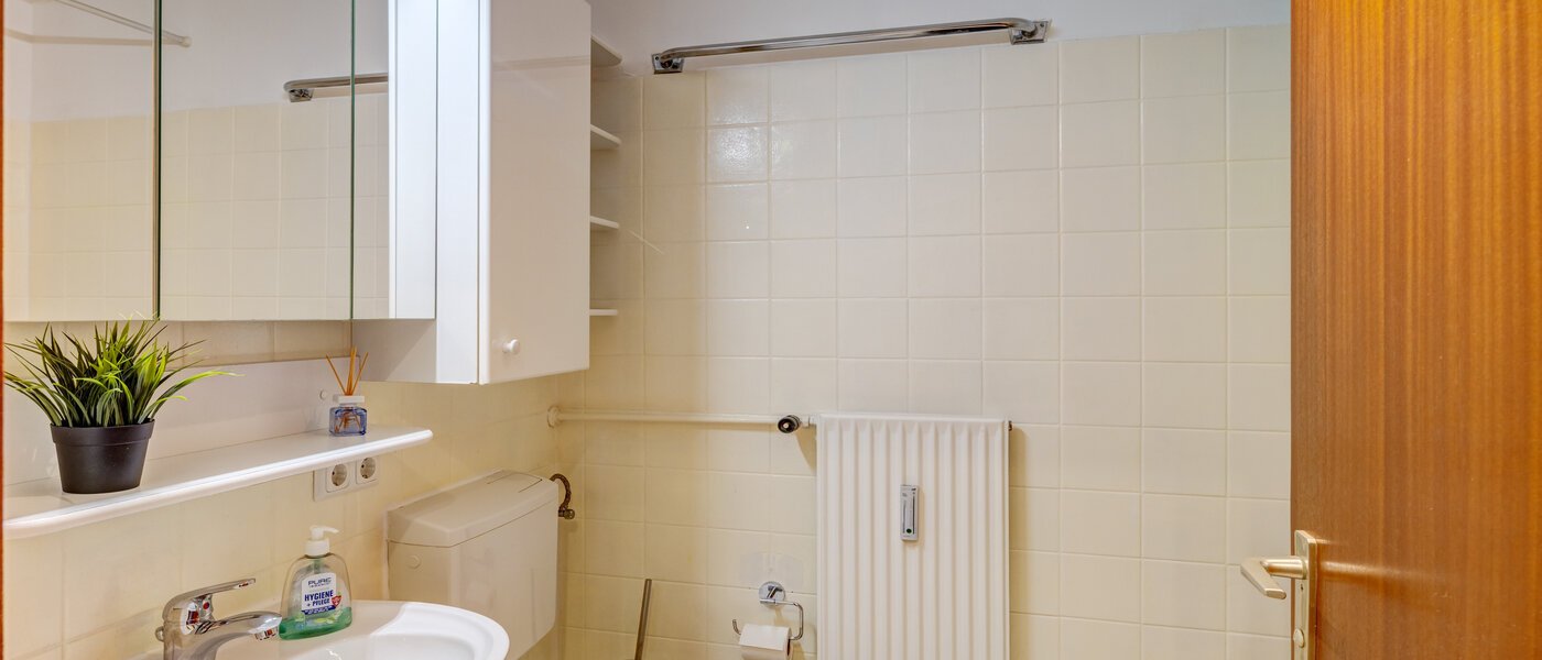 Wohnung München Neuhausen 01 Badezimmer 14753