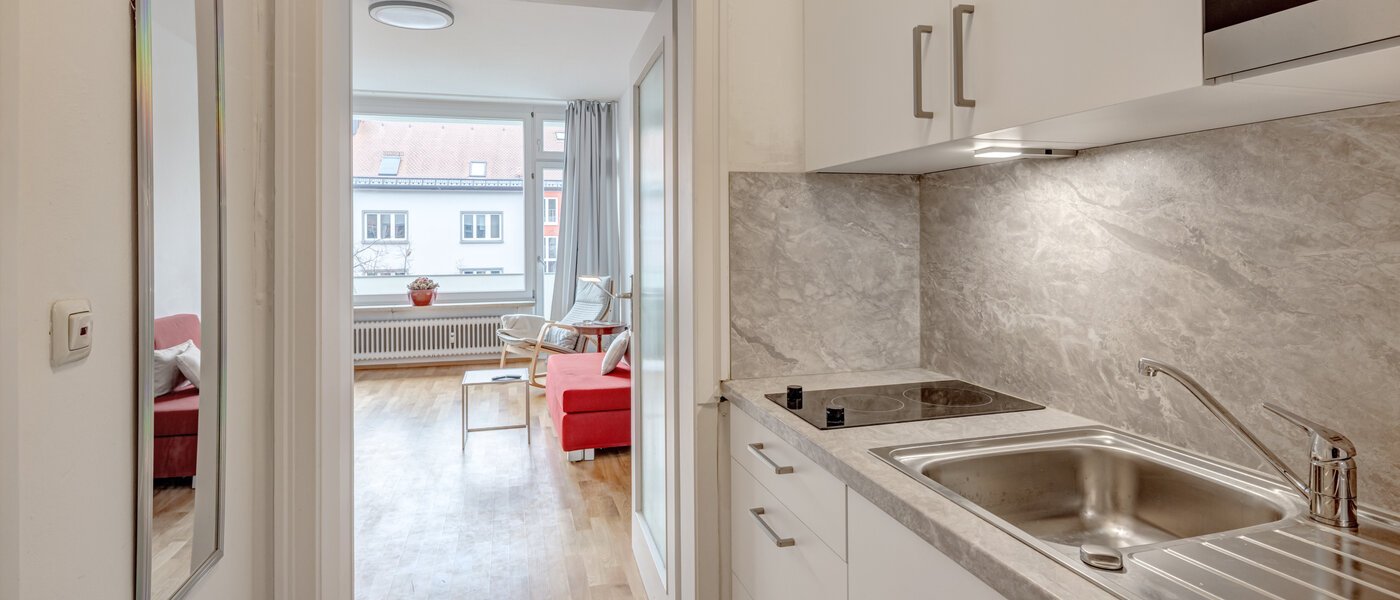 Apartment München Schwabing-West (rund um den Hohenzollernplatz) 01 Flur/Gang 14754