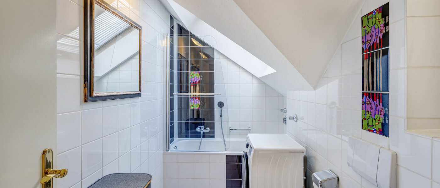 Galeriewohnung München Waldtrudering 01 Badezimmer 14759