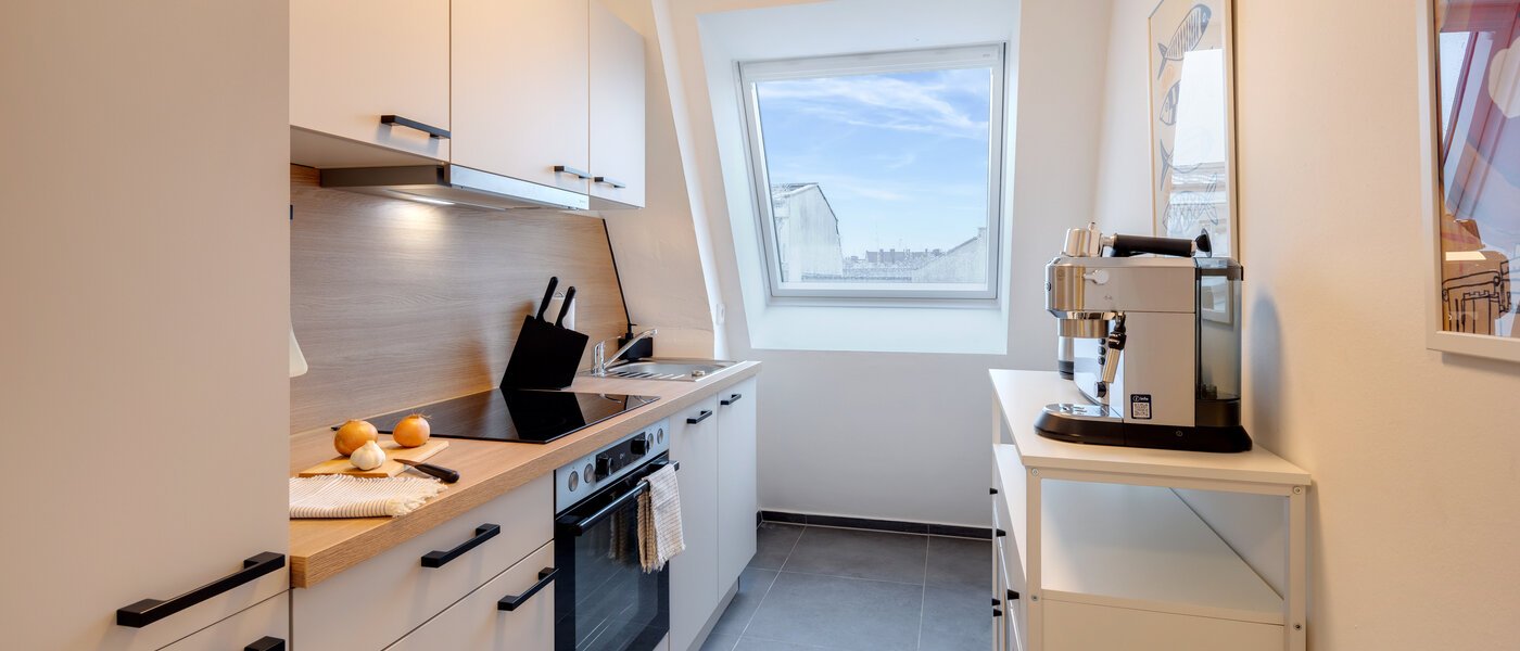 Dachgeschosswohnung München Isarvorstadt 01 Küche 14762