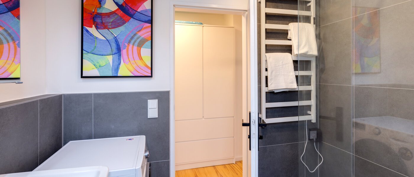 Dachgeschosswohnung München Isarvorstadt 02 Badezimmer 14762