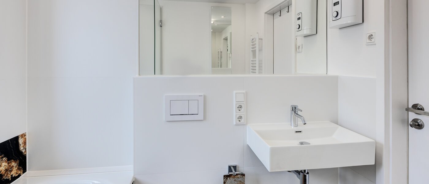 Wohnung München Nymphenburg 03 1. Badezimmer 14770