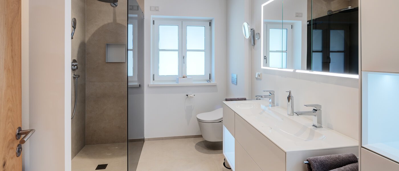 Wohnung Rottach-Egern 01 Badezimmer 14774