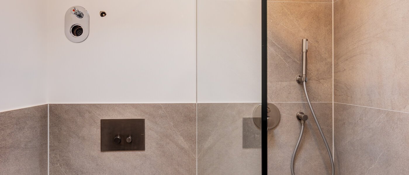 Dachterrassenwohnung München Nymphenburg 04 2. Badezimmer 14775