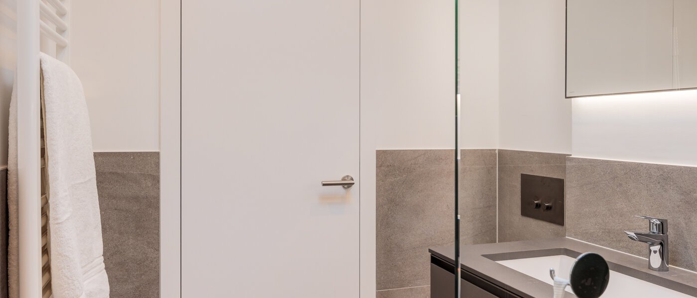 Dachterrassenwohnung München Nymphenburg 03 1. Badezimmer 14775