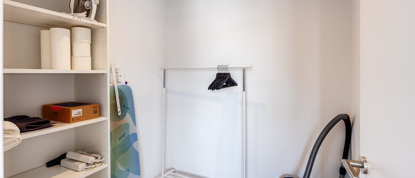 Dachterrassenwohnung München Nymphenburg 01 Abstellraum 14775