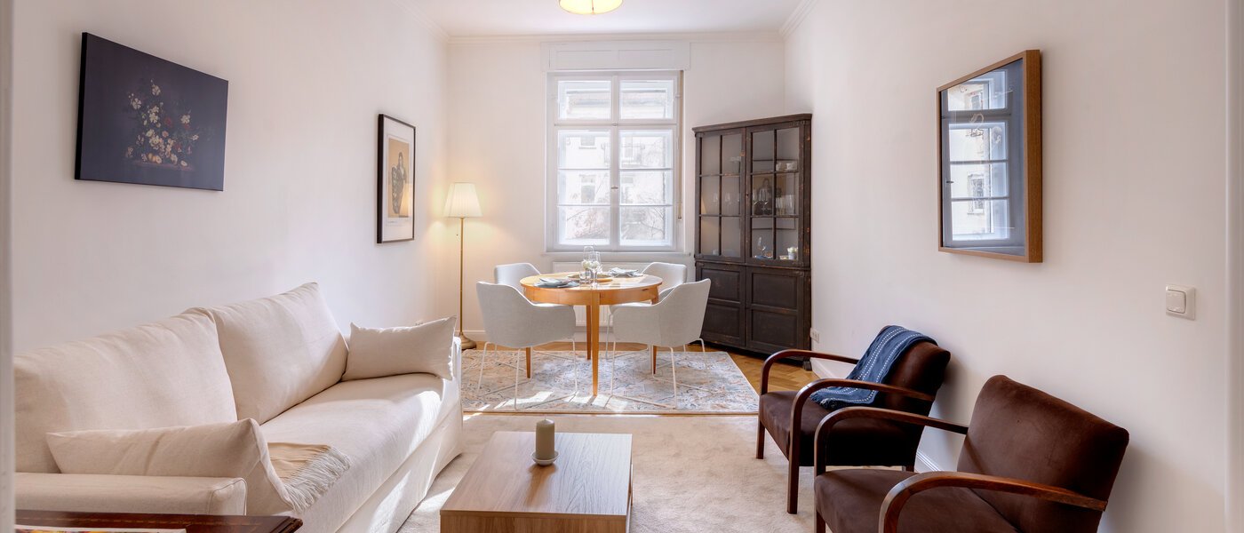 Wohnung München Maxvorstadt - Rund um den Josephplatz 02 Wohnzimmer 14777