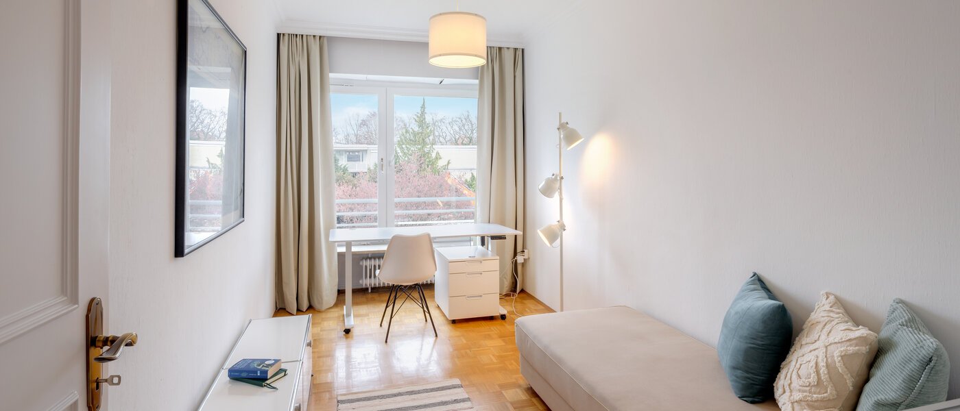 Wohnung München Schwabing (rechts der Leopoldstraße) 01 Arbeits-/Gästezimmer 14781