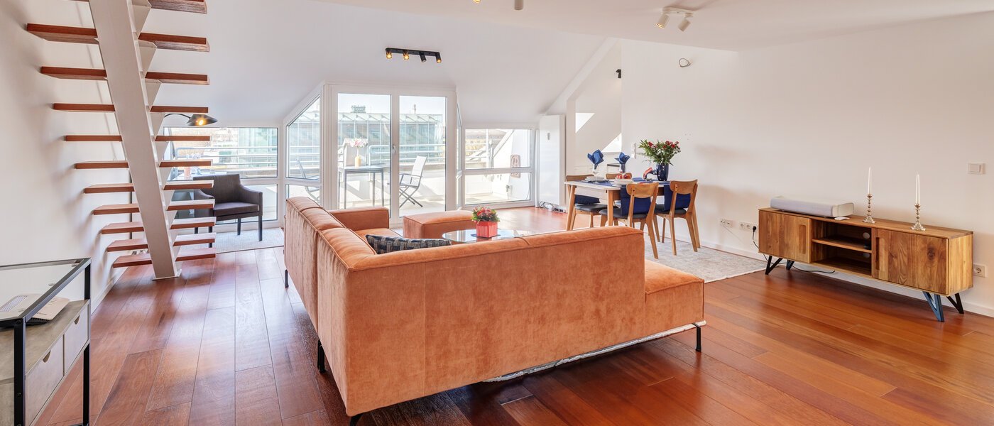 Maisonette-Galerie Wohnung München Maxvorstadt 02 Wohnbereich 14785