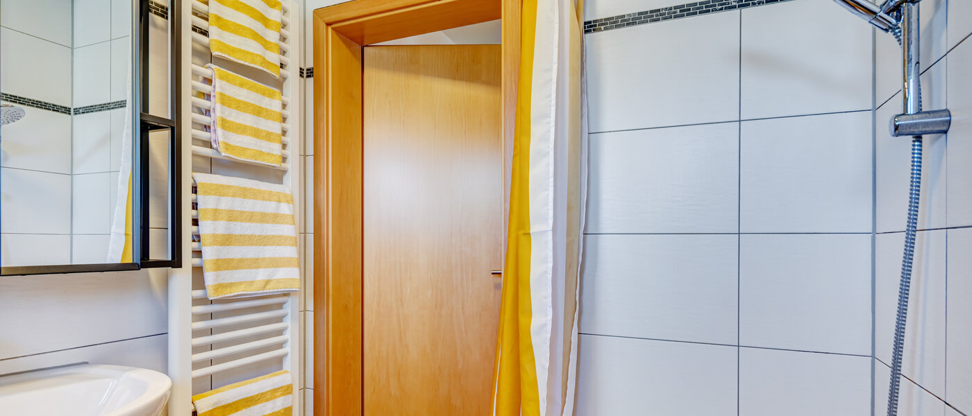 Wohnung Emmering Fürstenfeldbruck 03 Badezimmer 14789