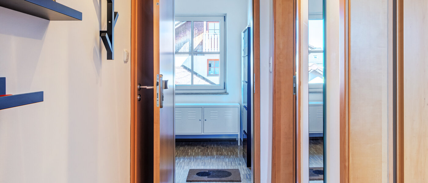 Wohnung Emmering Fürstenfeldbruck 02 Flur/Gang 14789