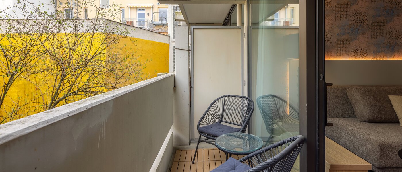 Apartment München Maxvorstadt 01 Balkon 14791