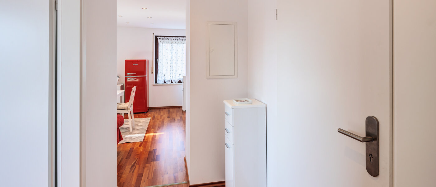 Dachgeschosswohnung München Trudering 02 Flur/Gang 14792