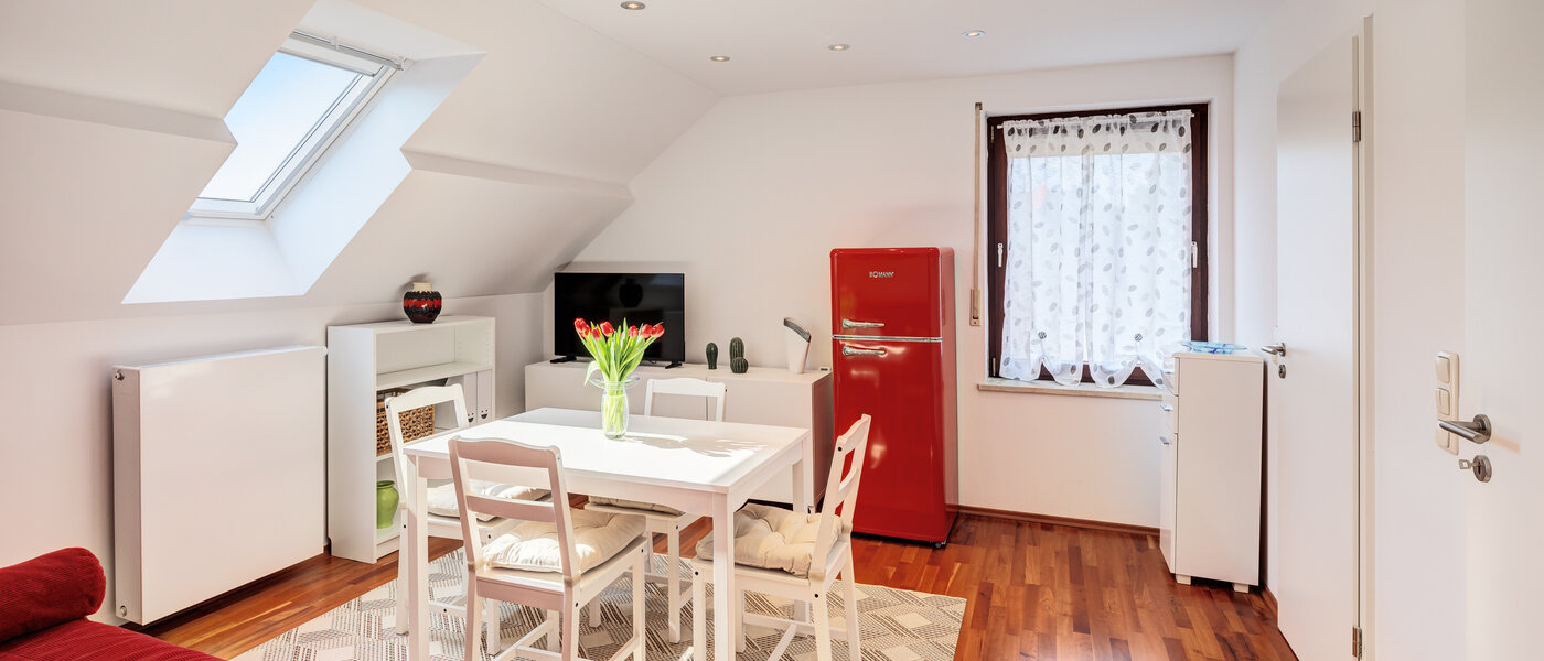 Dachgeschosswohnung München Trudering 02 Wohnbereich 14792