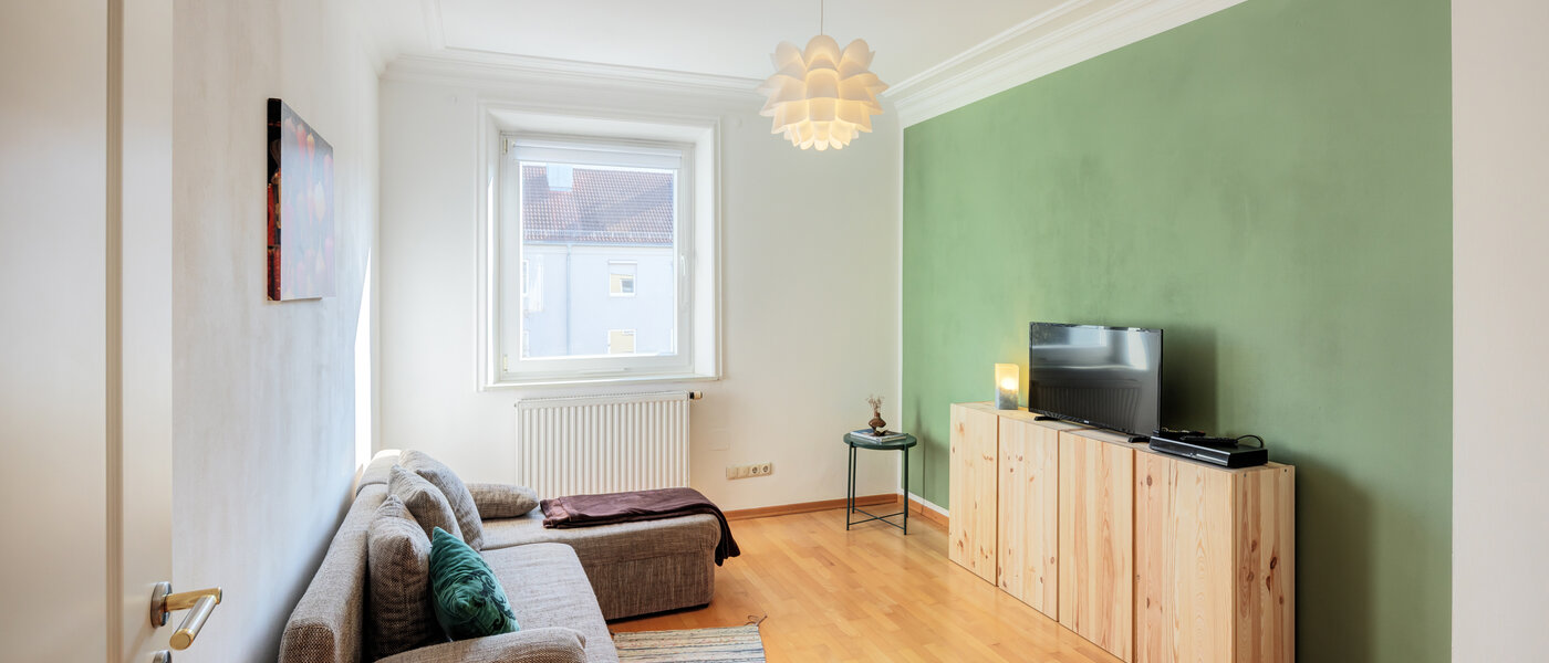 Wohnung München Milbertshofen 02 Wohnzimmer 14806