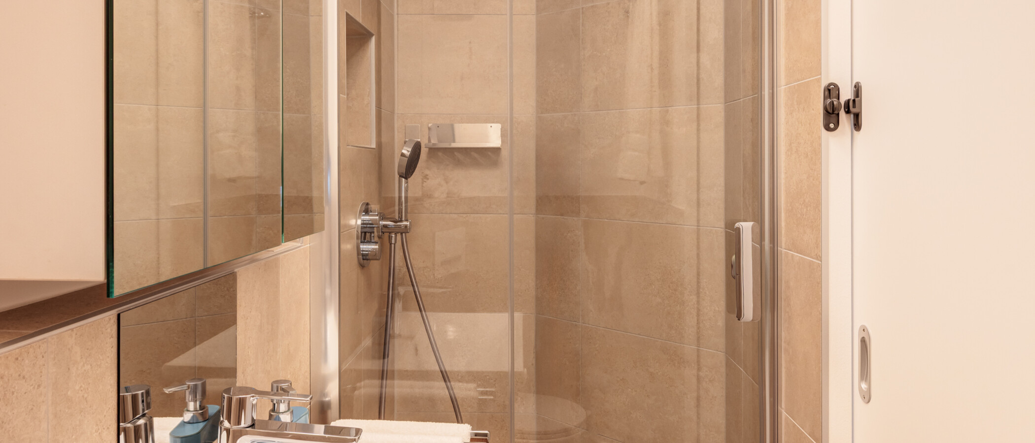 Maisonettewohnung München Waldtrudering 01 2. Badezimmer 14825