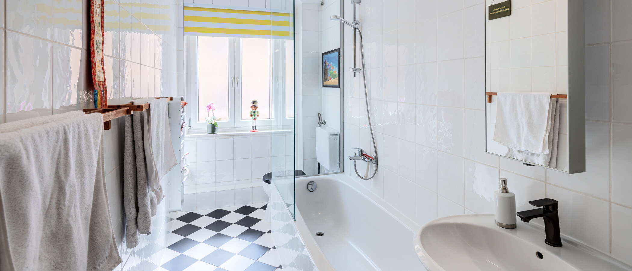 Wohnung München Schwabing (links der Leopoldstraße) 01 Badezimmer 14839