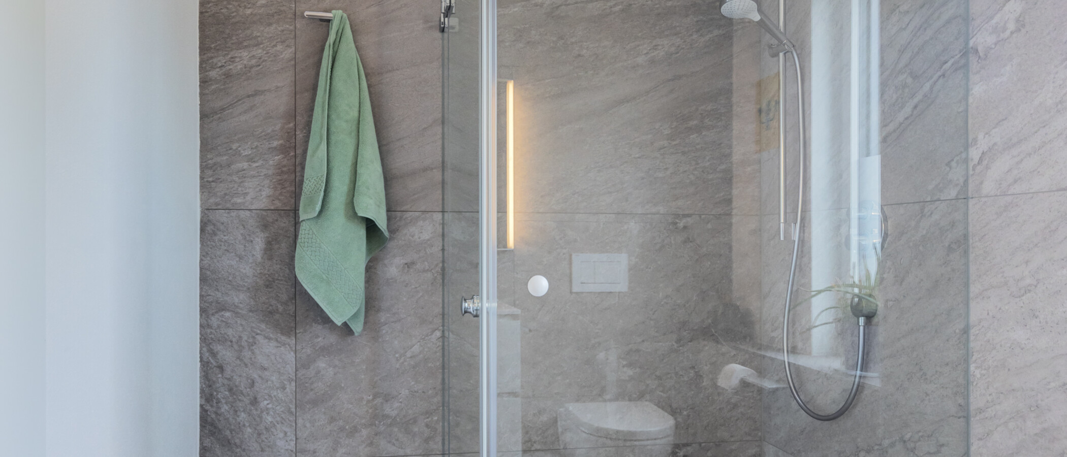 Einfamilienhaus Fahrenzhausen 01 2. Badezimmer 14846