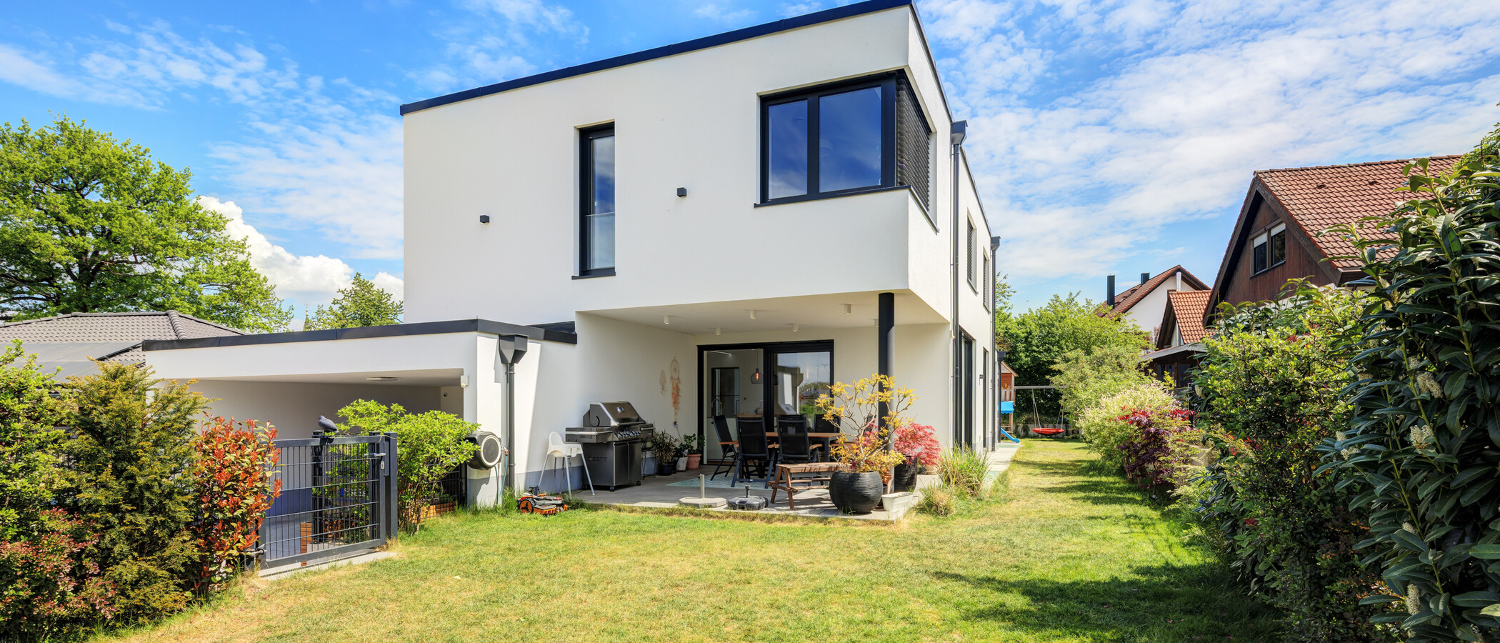 Einfamilienhaus Fahrenzhausen 01 Garten 14846