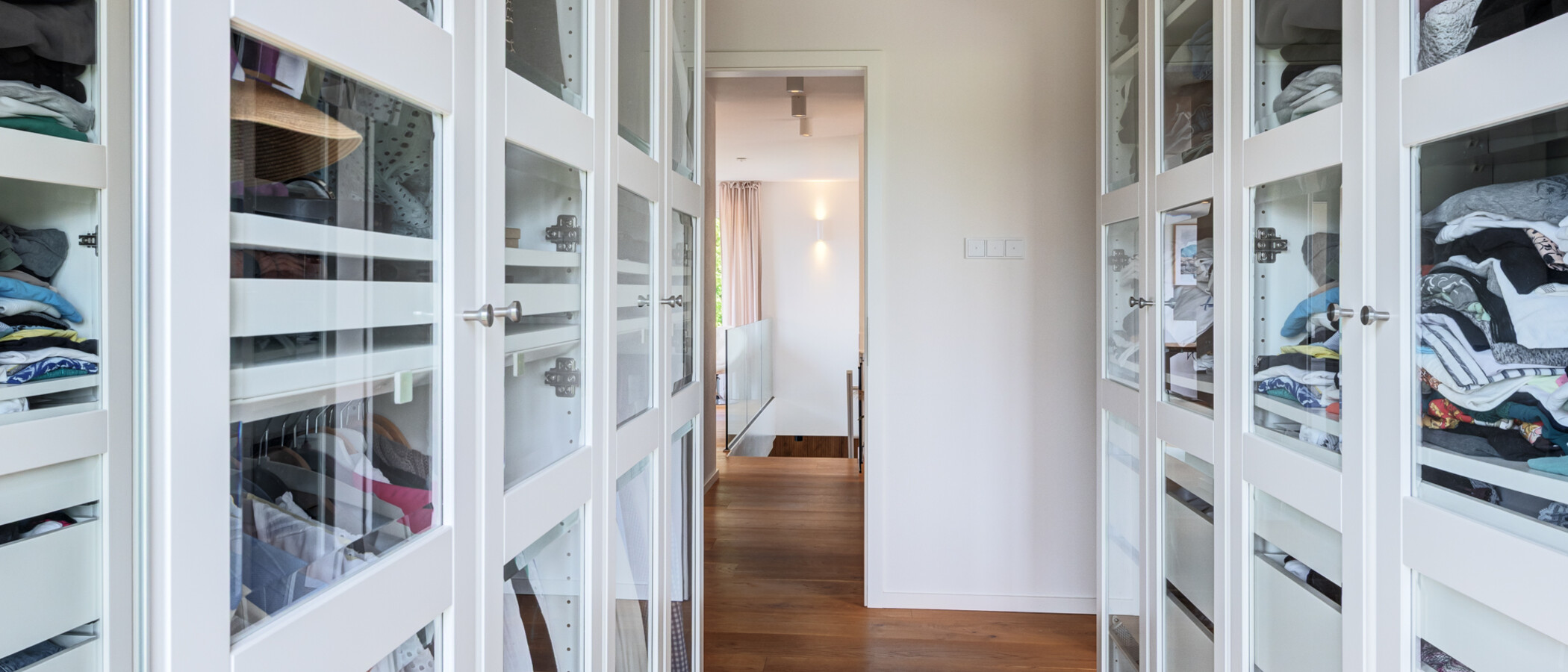 Einfamilienhaus Fahrenzhausen 03 Ankleide 14846